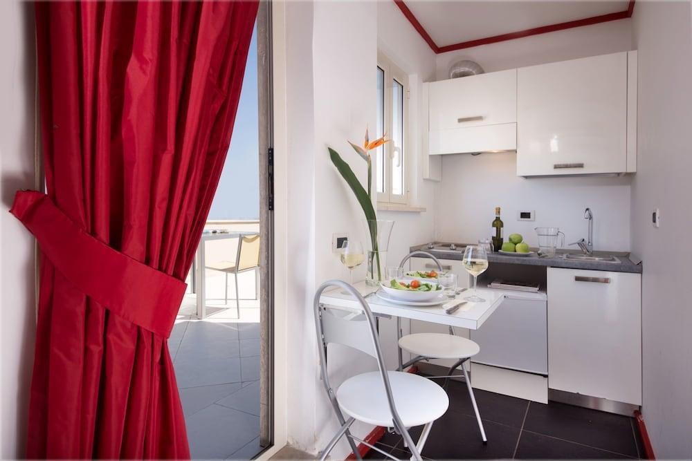 Roma Dreaming Aparthotel Ngoại thất bức ảnh