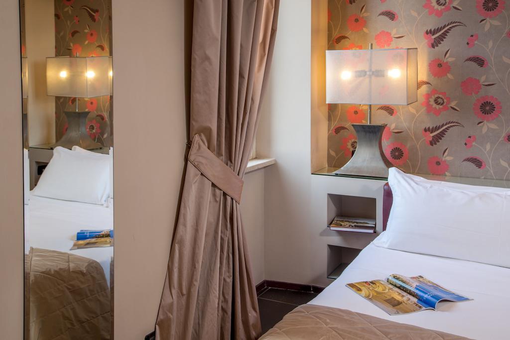 Roma Dreaming Aparthotel Ngoại thất bức ảnh