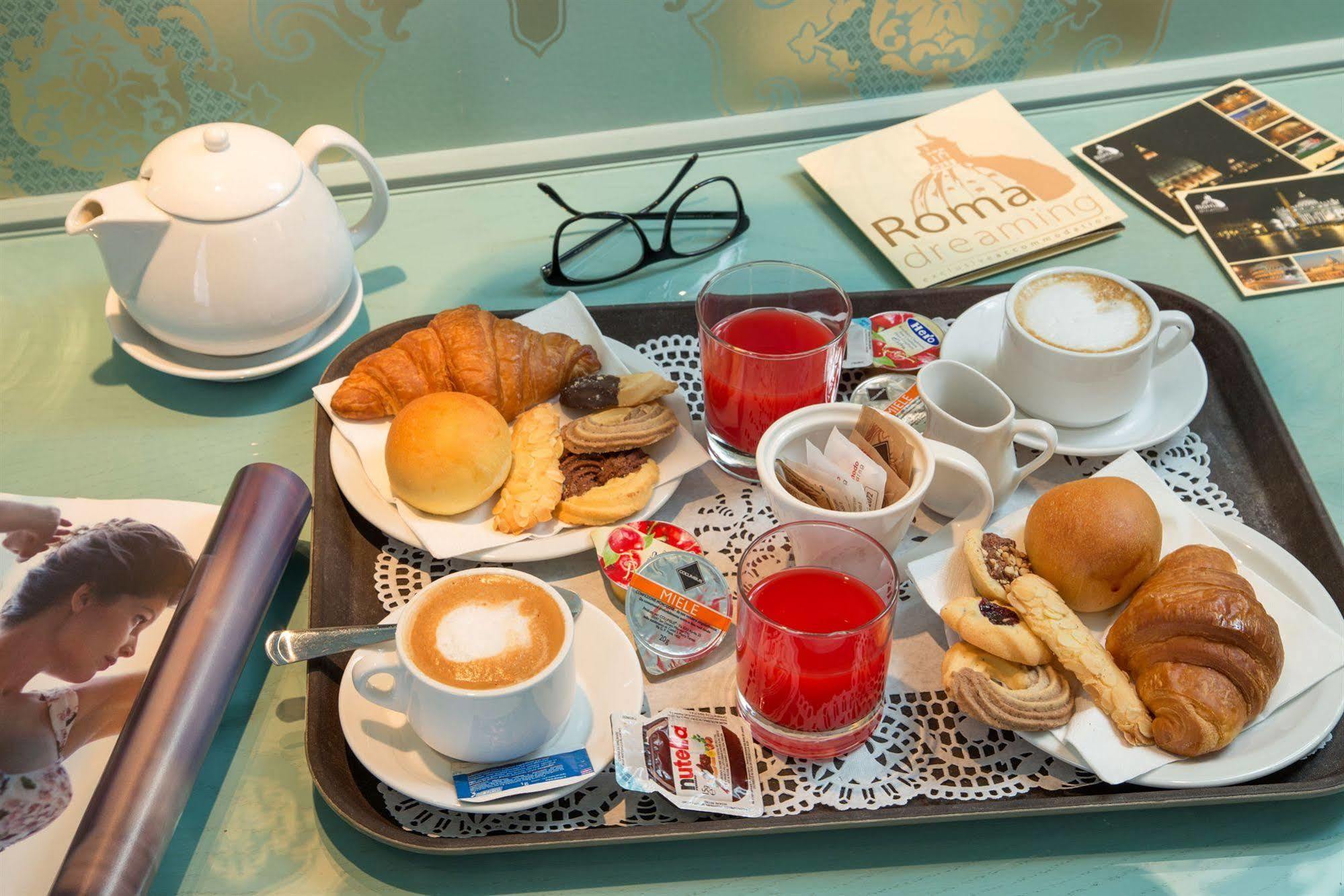 Roma Dreaming Aparthotel Ngoại thất bức ảnh