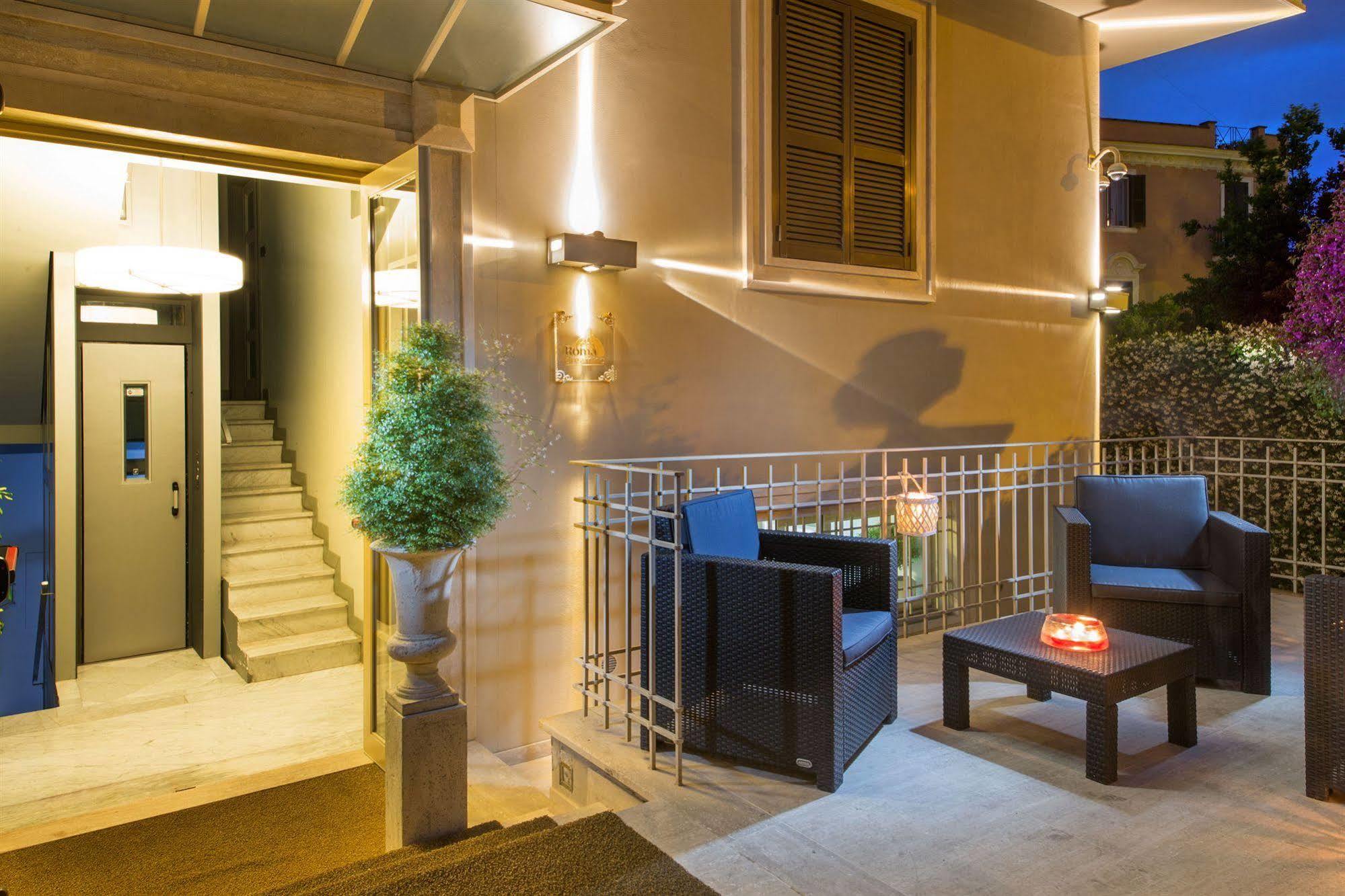 Roma Dreaming Aparthotel Ngoại thất bức ảnh