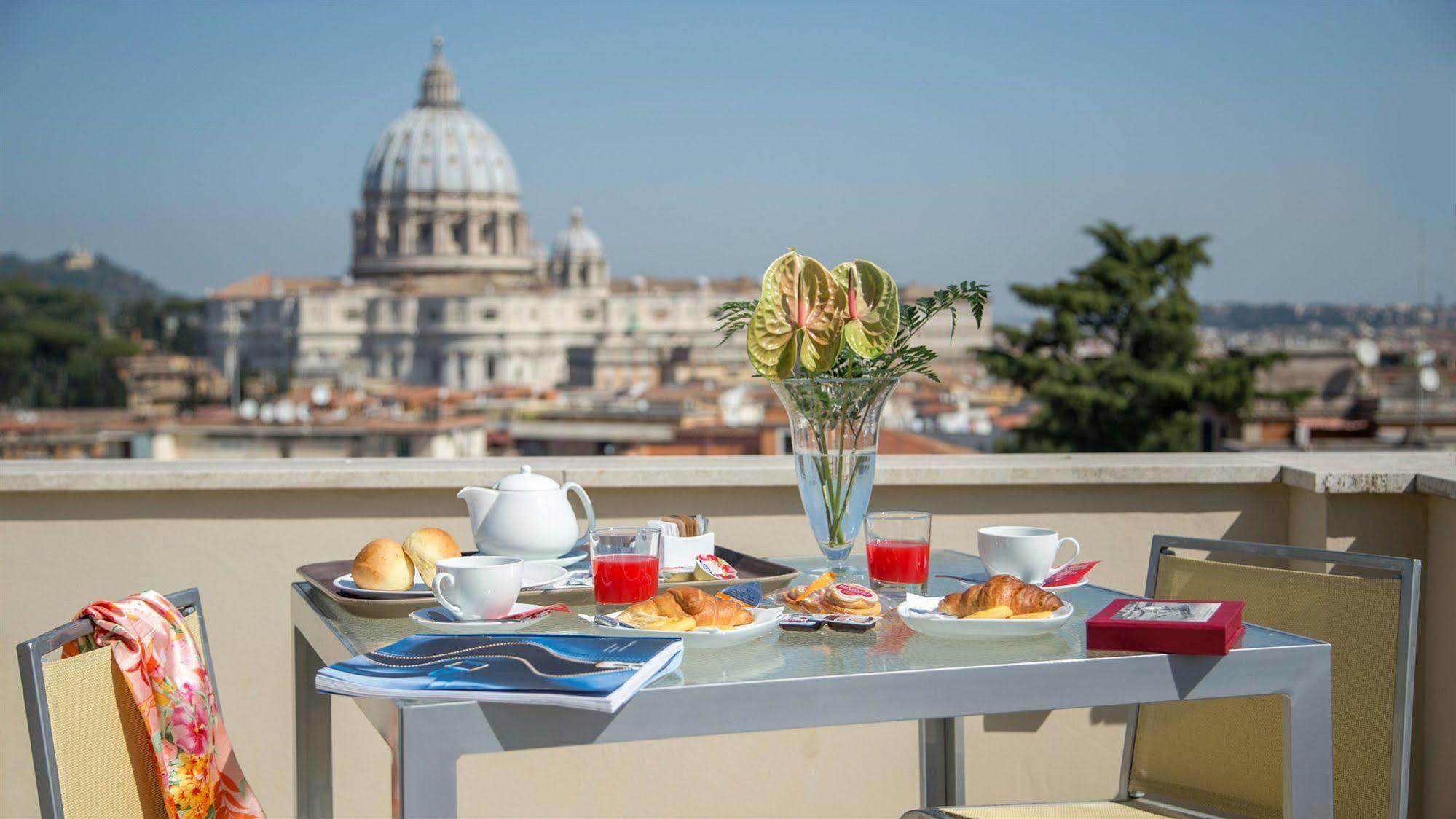 Roma Dreaming Aparthotel Ngoại thất bức ảnh