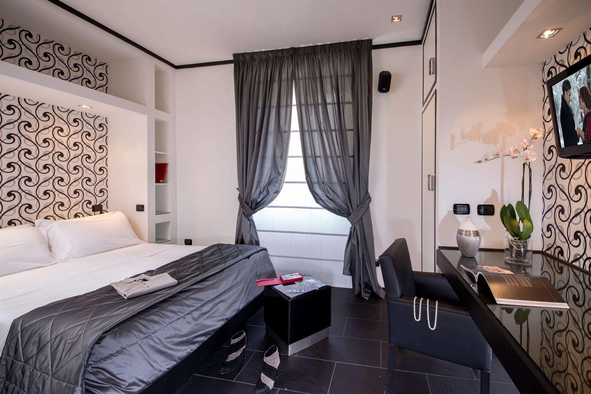 Roma Dreaming Aparthotel Ngoại thất bức ảnh